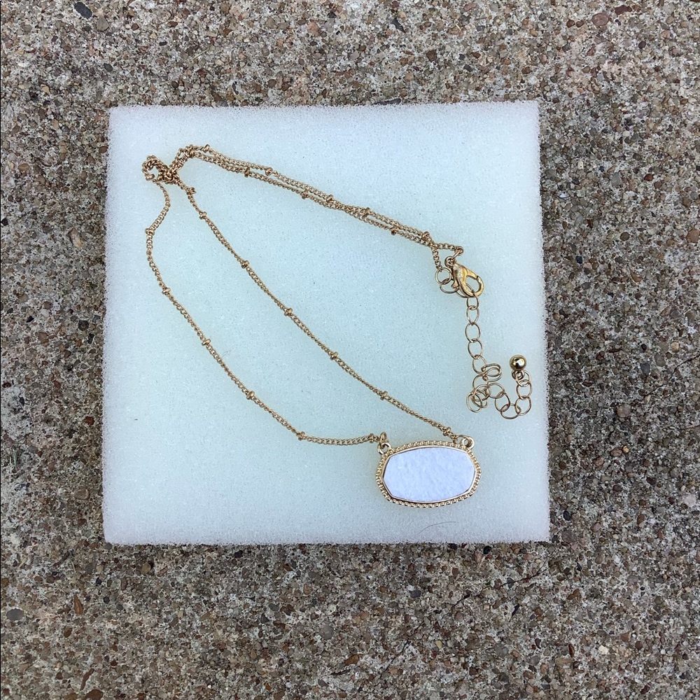 Pendant/necklace